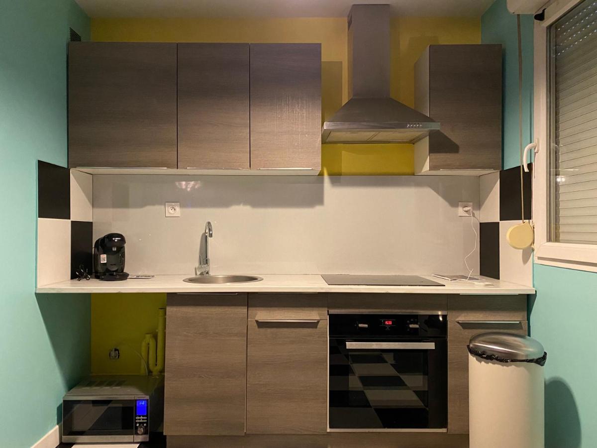 Capsule Miami Vice - Jacuzzi - Billard - Ecran Cinema & Netflix - Ping-Pong - Nintendo & Jeux- Lievin Bagian luar foto
