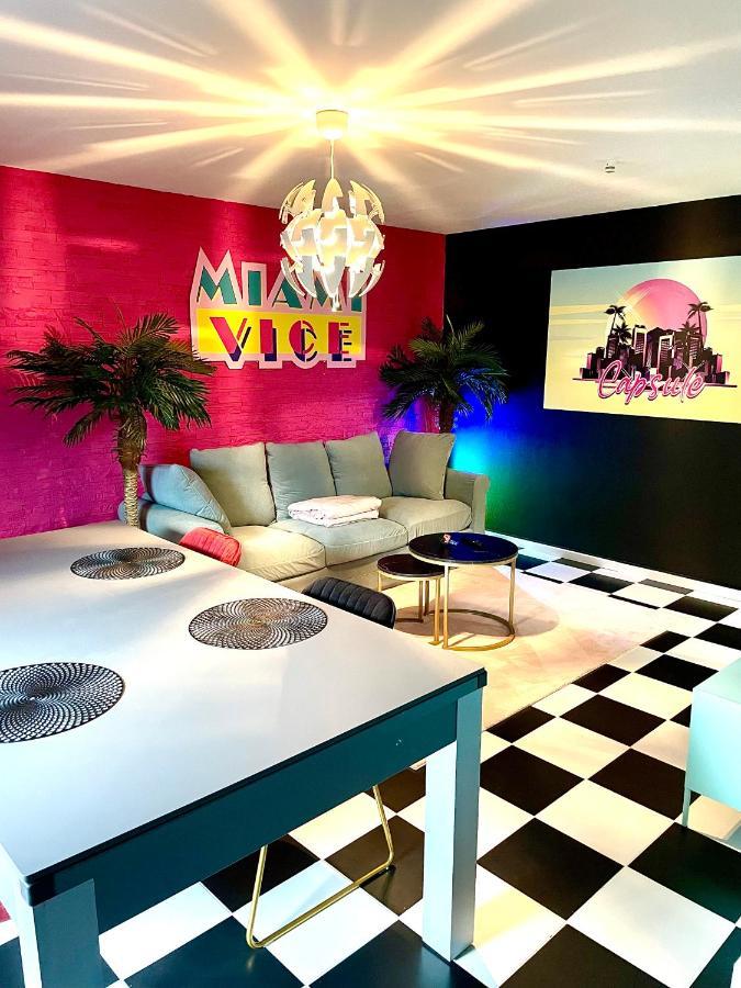 Capsule Miami Vice - Jacuzzi - Billard - Ecran Cinema & Netflix - Ping-Pong - Nintendo & Jeux- Lievin Bagian luar foto